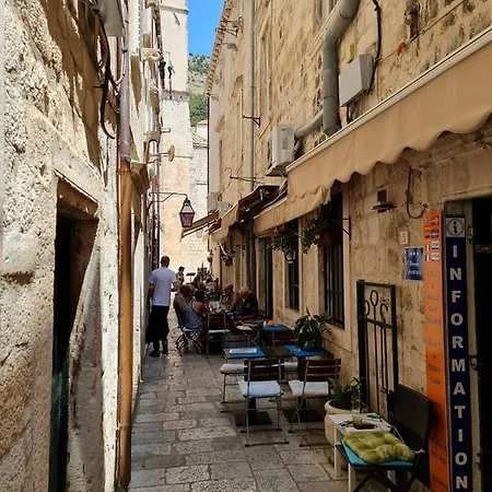 Old Town R&c Lejlighed *